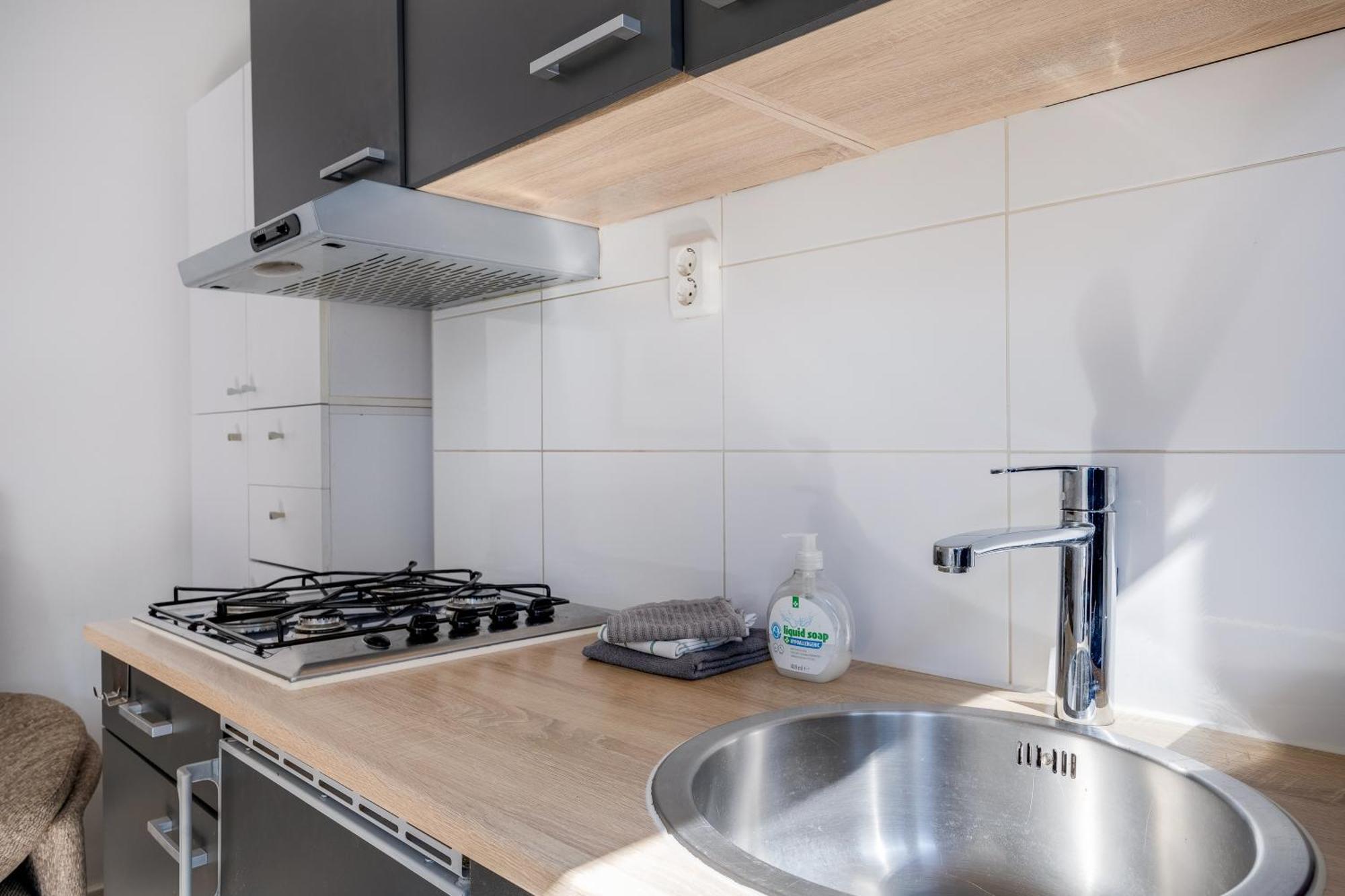 Luxe Wellness Apartment Apeldoorn With Jacuzzi And Sauna Esterno foto